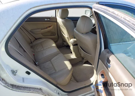 2005 Honda Accord 2.4 Ex из США, поврежденный, VIN 1HGCM56805A124266